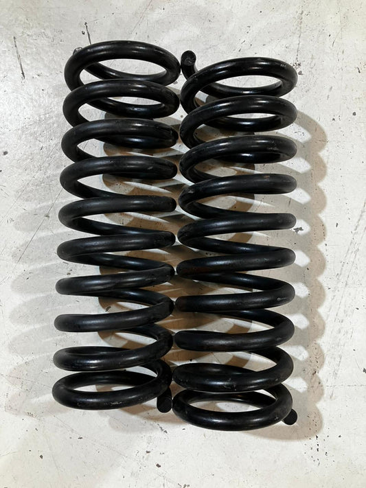 Original Suspension Coil Springs (Pair) - Mercedes-Benz W111 / W108 / W109 (280 SE 3.5 V8)