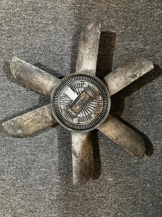 Original BEHR Viscous Fan Clutch and 6-Blade Aluminum Fan Assembly classic Mercedes-Benz W111, W108, and W109 chassis