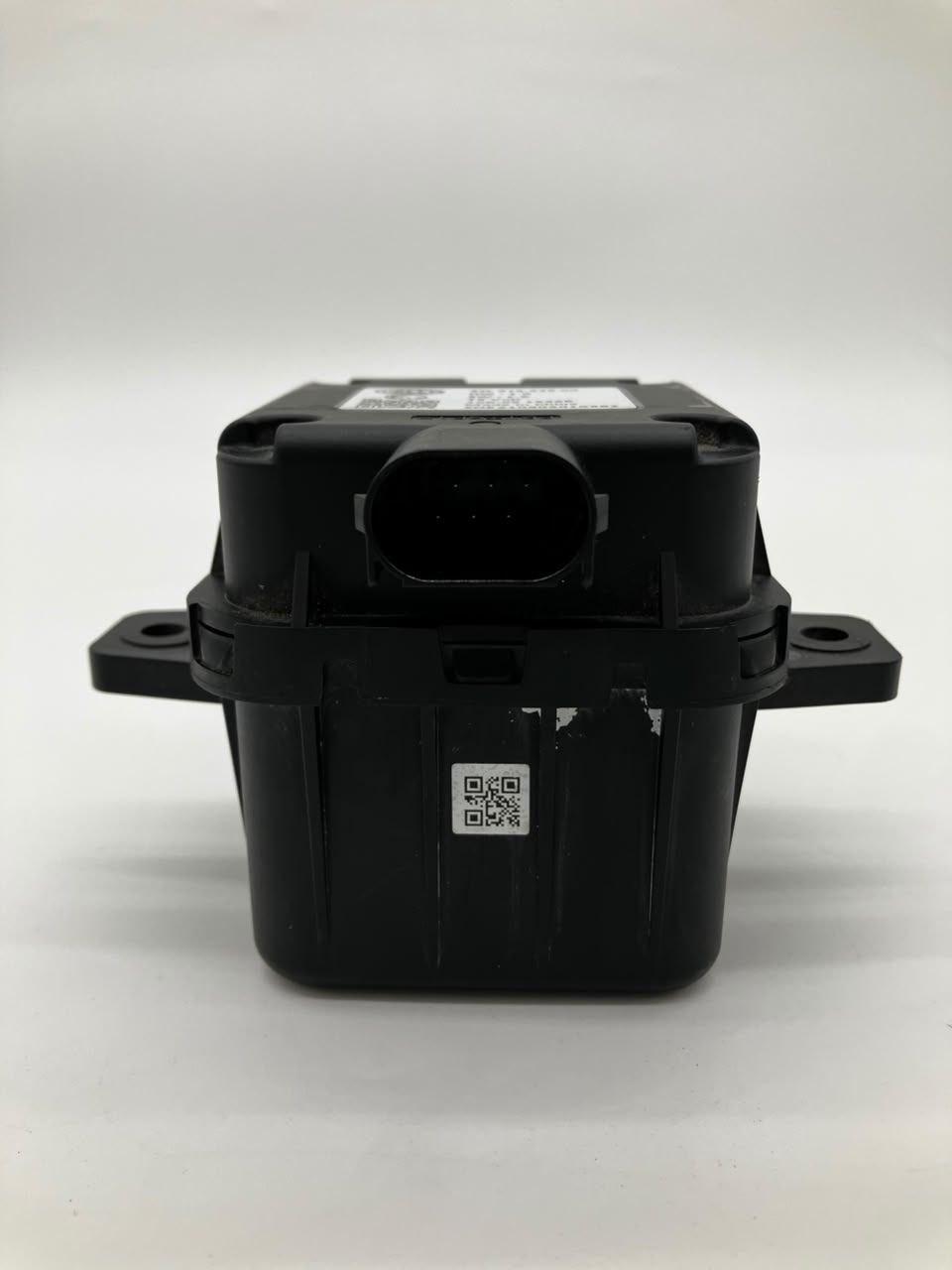 Hella 3SL 015.329-00 AVAS Module | Acoustic Vehicle Alerting System for VW ABT E-Caddy / T6 (12V)