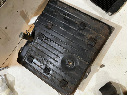 Original 82-Liter Steel Fuel Tank - Mercedes-Benz W111 / W108 / W109 (280 SE 3.5 V8)