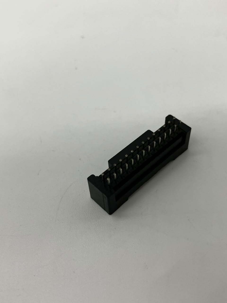 Hirose DF51K Series 28-Pin Mating Connector Set | 2.0mm Pitch Wire-to-Board (Header & Receptacle)