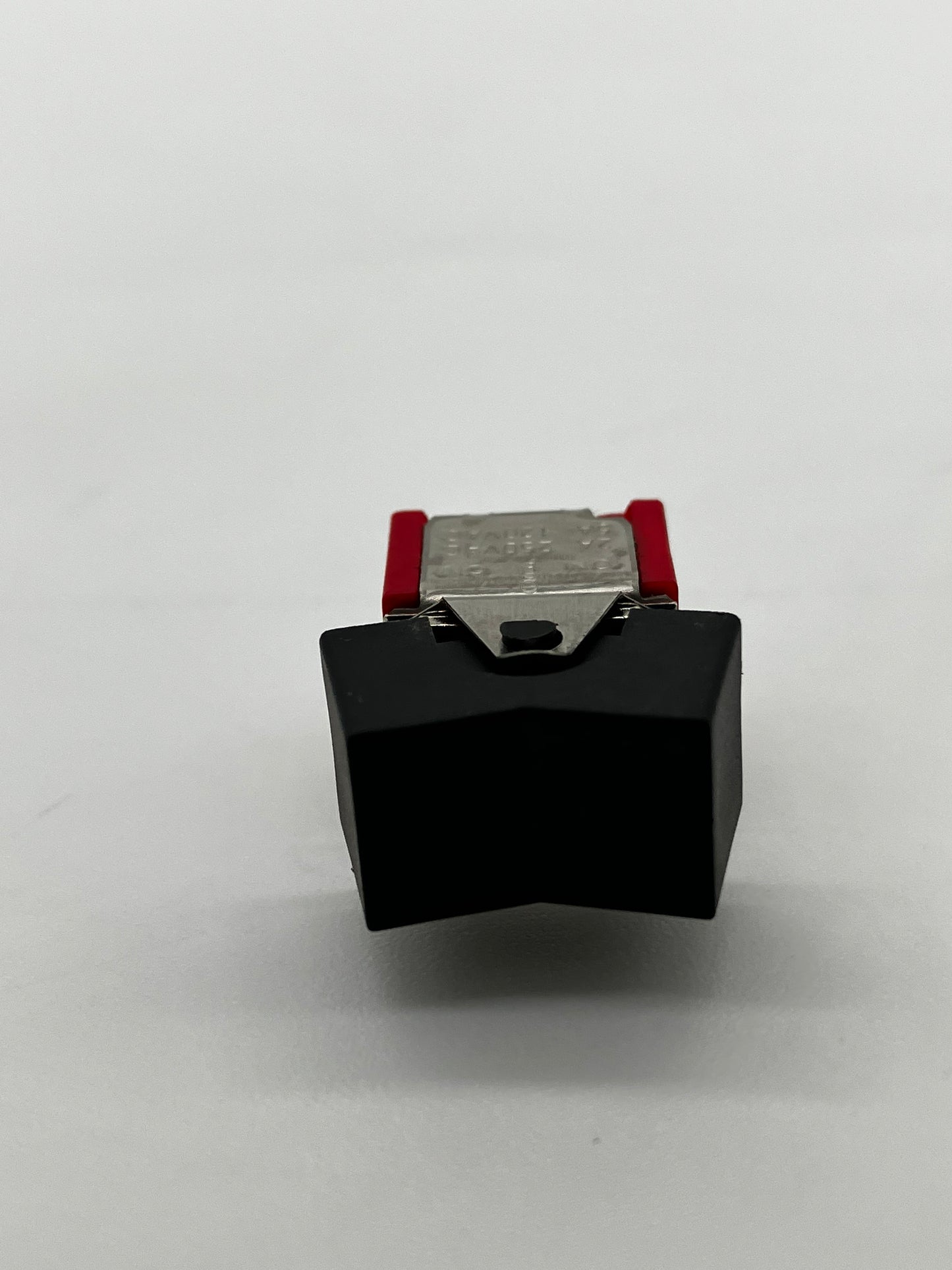 Miniature Right-Angle PCB Mount Rocker Switch (300SP3)