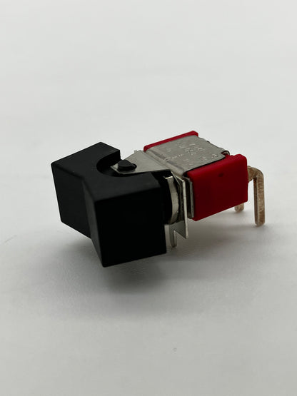 Miniature Right-Angle PCB Mount Rocker Switch (300SP3)
