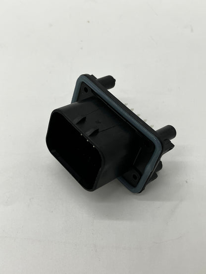 12-Pin Heavy-Duty Electrical Bulkhead Connector